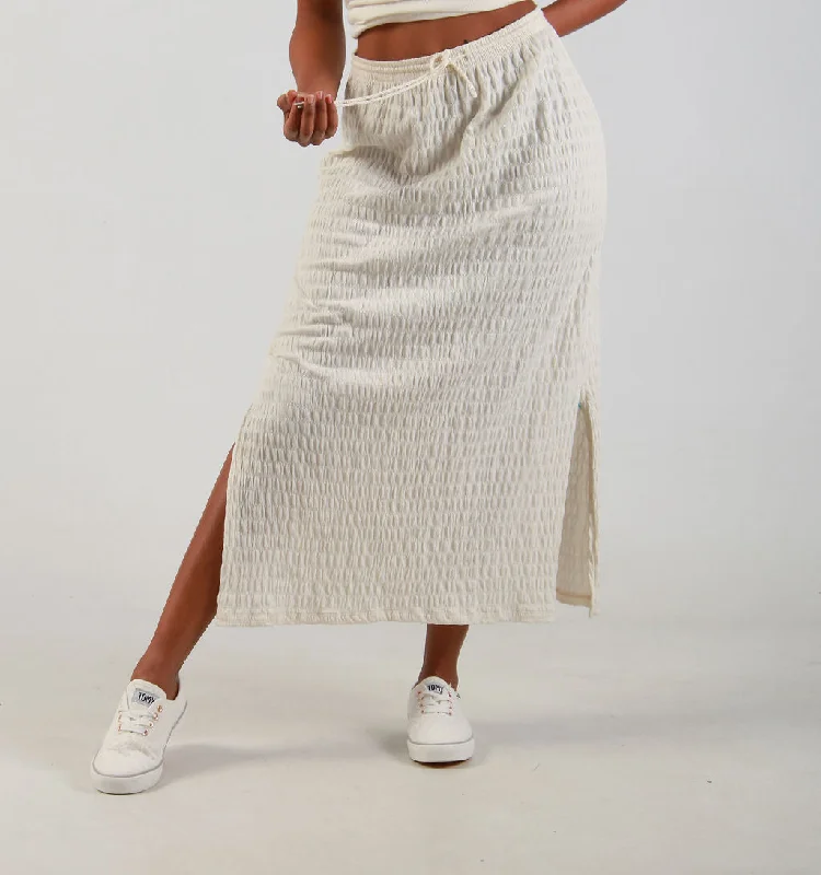 TEXTURE KNIT SKIRT – CREAM