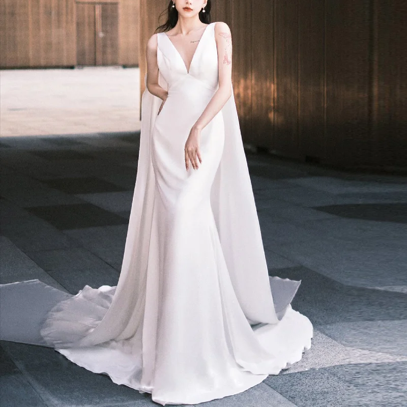 Mermaid Deep V-neck Backless Wedding Dress for Women