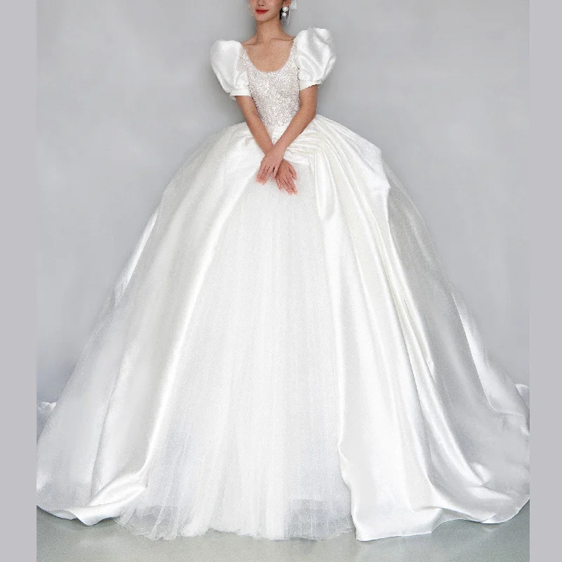 Princess Short Sleeve Ball Gown Satin Wedding Dress Bridal Gown